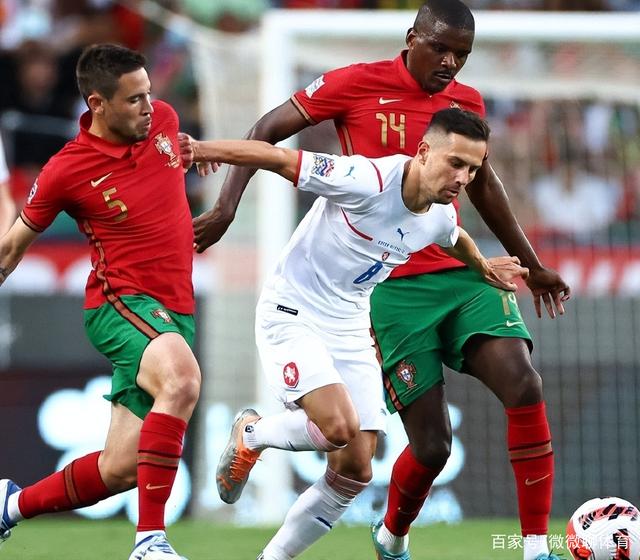 列斯联击败对手,积分榜稳居中游位置 列斯联击败对手,积分榜稳居中游位置